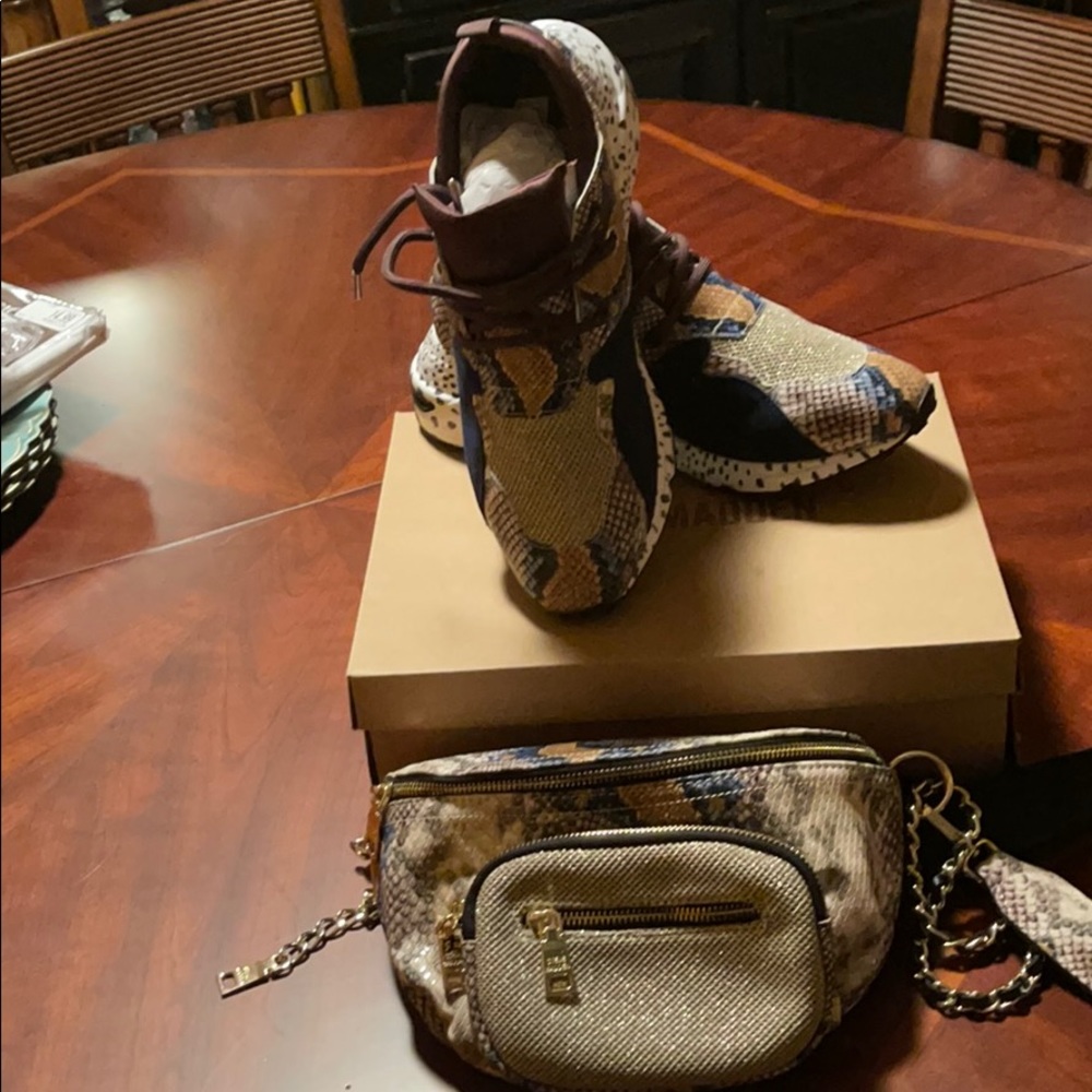 Sneakers and fannie pack